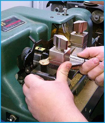 Lock Locksmith Services Boston, MA 617-294-6214 Lock Locksmith Services Boston, MA 617-294-6214 - 18-key-making