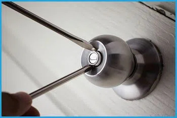 Lock Locksmith Services Boston, MA 617-294-6214 - 8-unlock-service