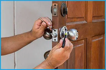 Lock Locksmith Services Boston, MA 617-294-6214 - 9-locks-change